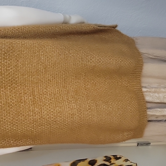 Vtg Camel Brown Shaggy Eyelash Knit One Button Sweater Waistcoat Vest - Picture 9 of 11